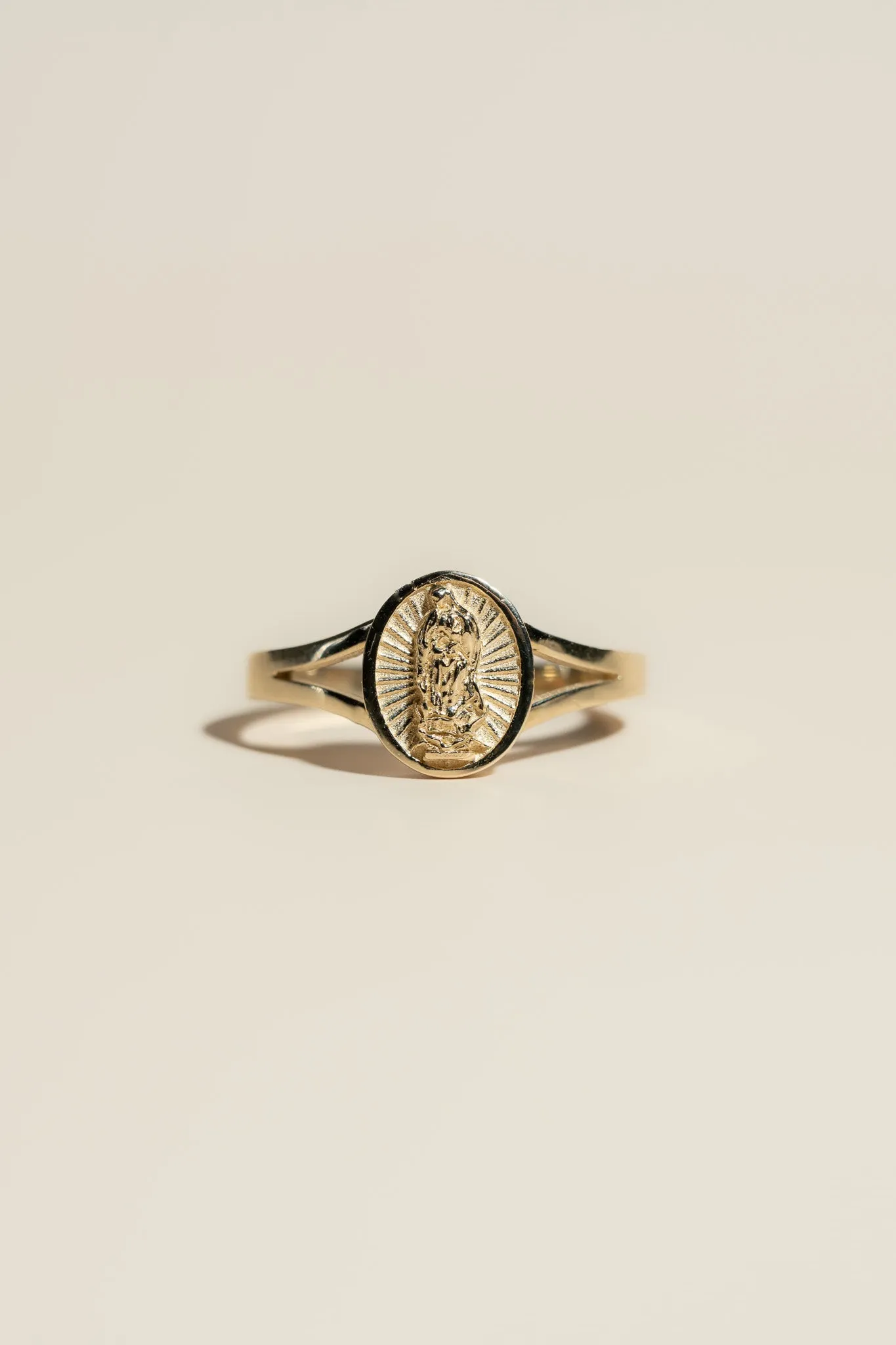 14K Guadalupe Ring