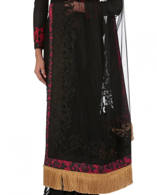 Black color party wear saree with thread embroidery