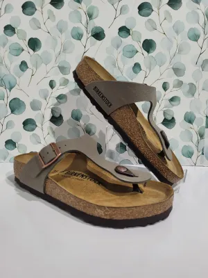 Gizeh Stone Regular by Birkenstock