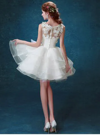 Homecoming Dress Sexy A-line White Applique Sweet Flower Short Prom Dress Party Dress OHM151