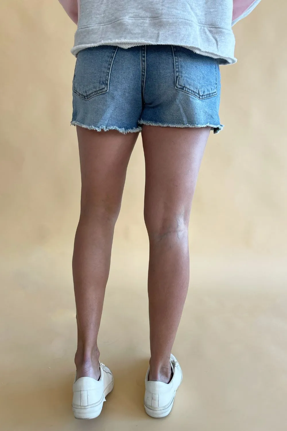 Jane High Rise Short W/ Fray Hem