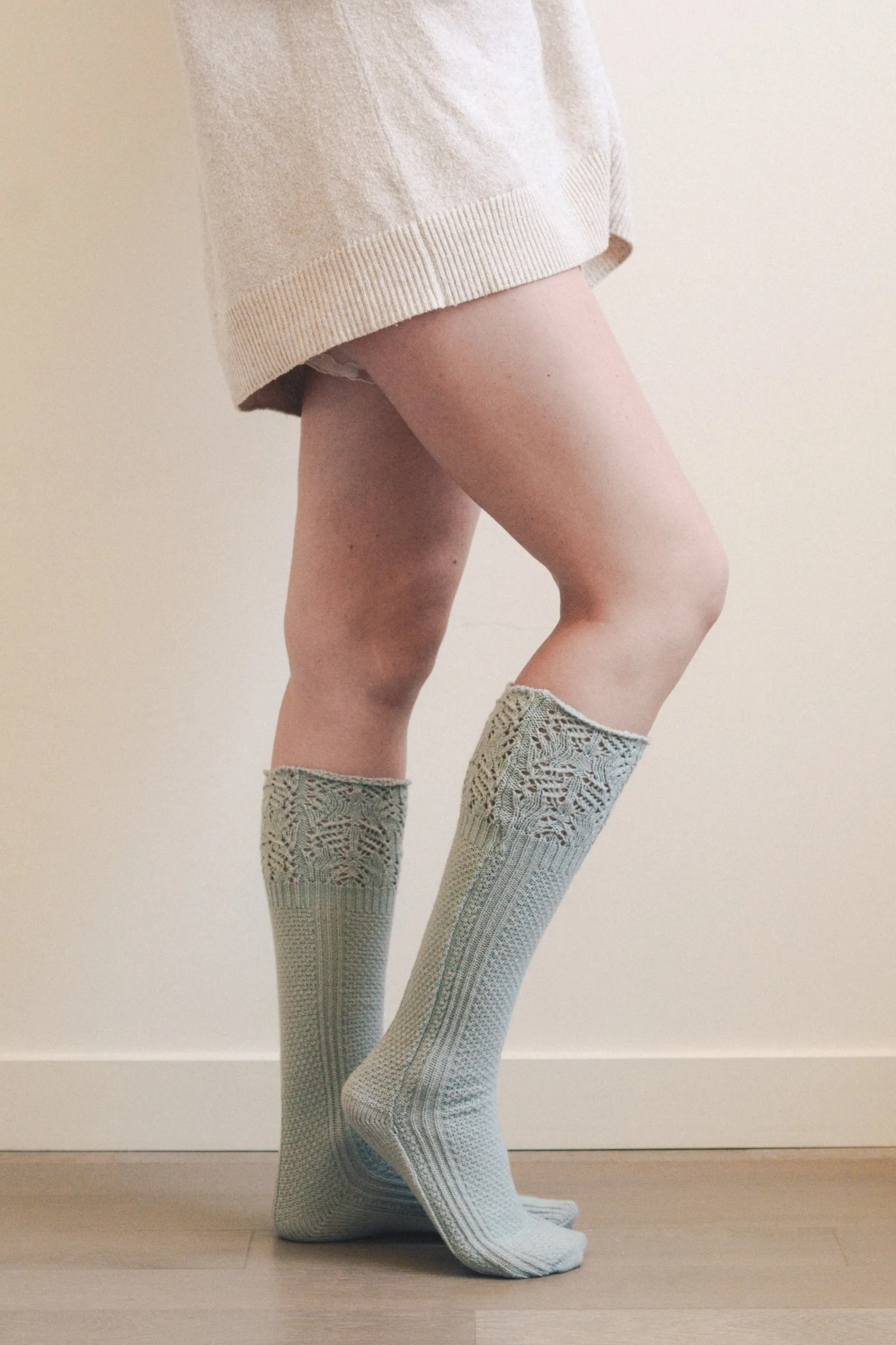 Knee High Pointelle Ribbed Socks