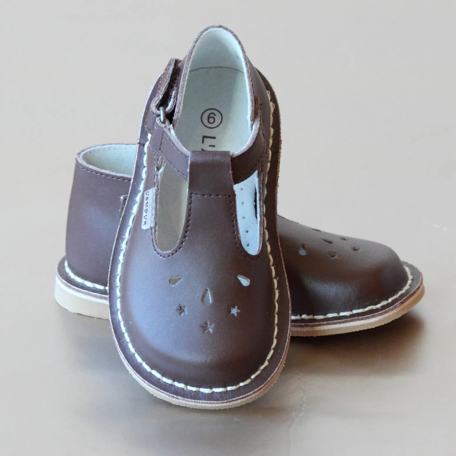 L'Amour Girls Nouveau Classic T-Strap Leather Mary Jane