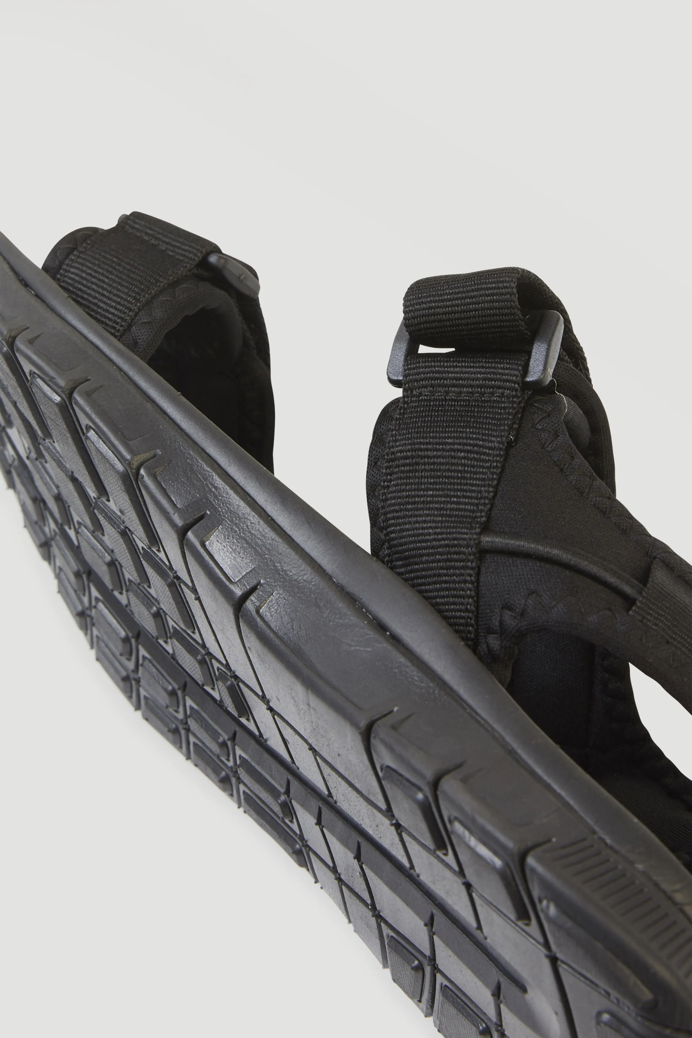 Neo Strap Sandalen | Black Out