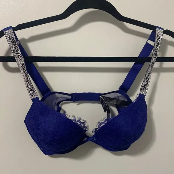 NWOT! Victoria Secret Lace Push Up Bra - Bombshell