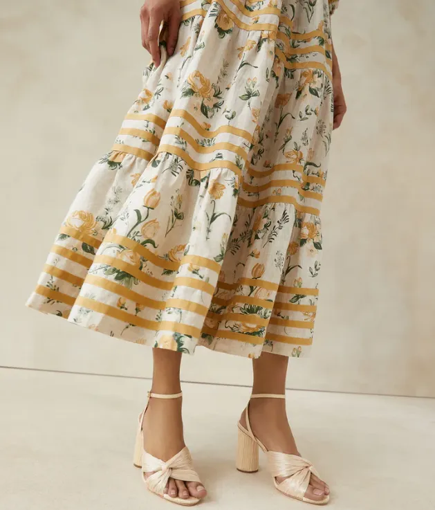 Reed Pleated Twist Sandal