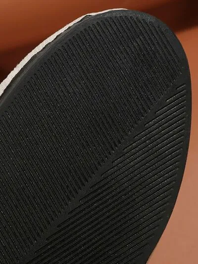 Rhinestone platte slip-ons