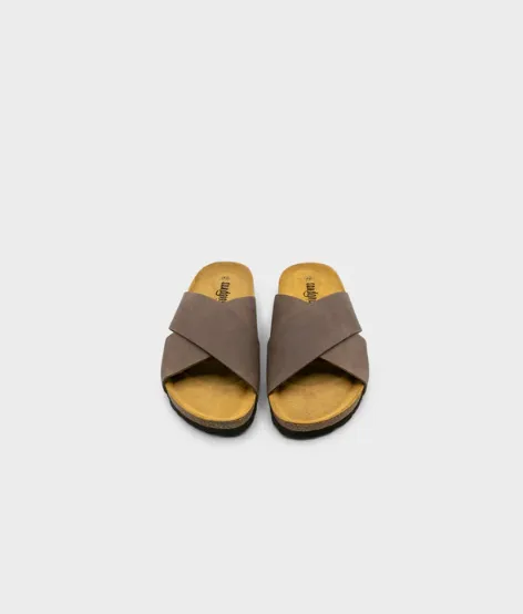 Sandgrens Soria Criss-Cross Cork Sandal in Walnut Brown