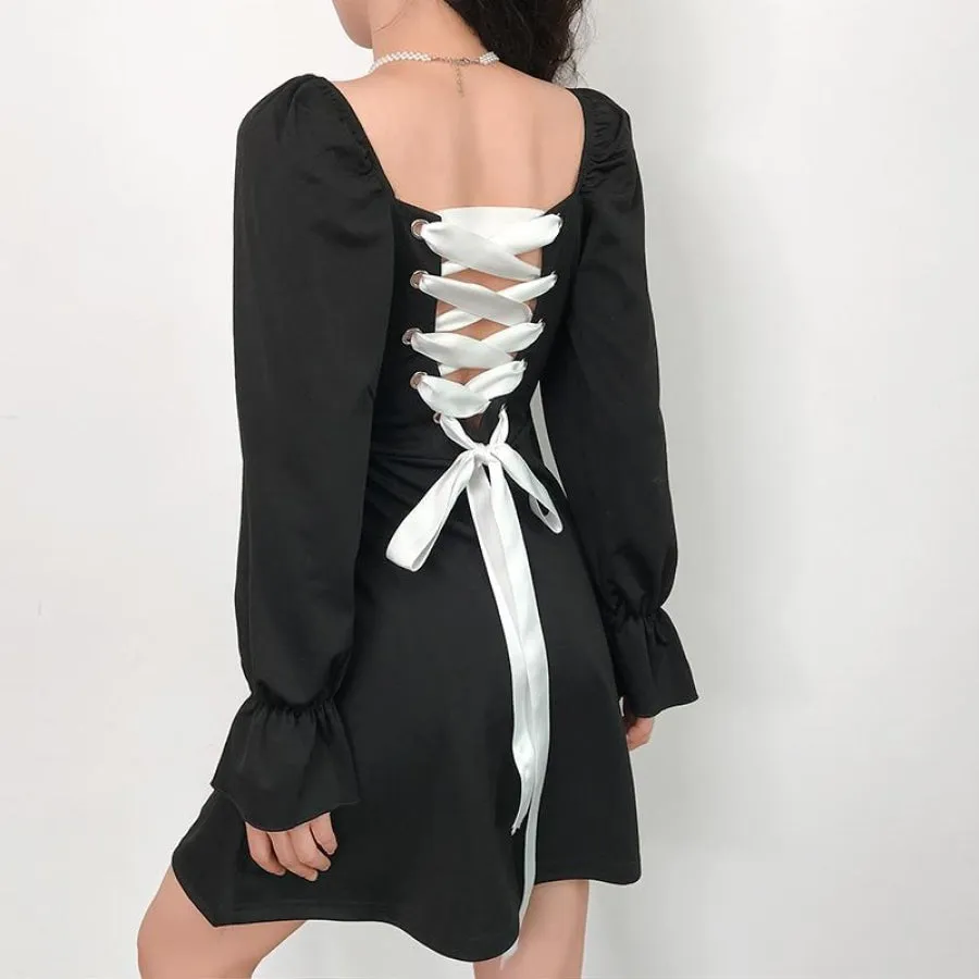 Simple & Hipster Touch Solid Square Collar Lace UP Dress