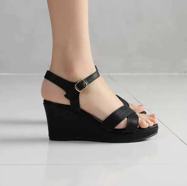 Small Feet Size 3 Cross Strap Wedge Sandals MS377