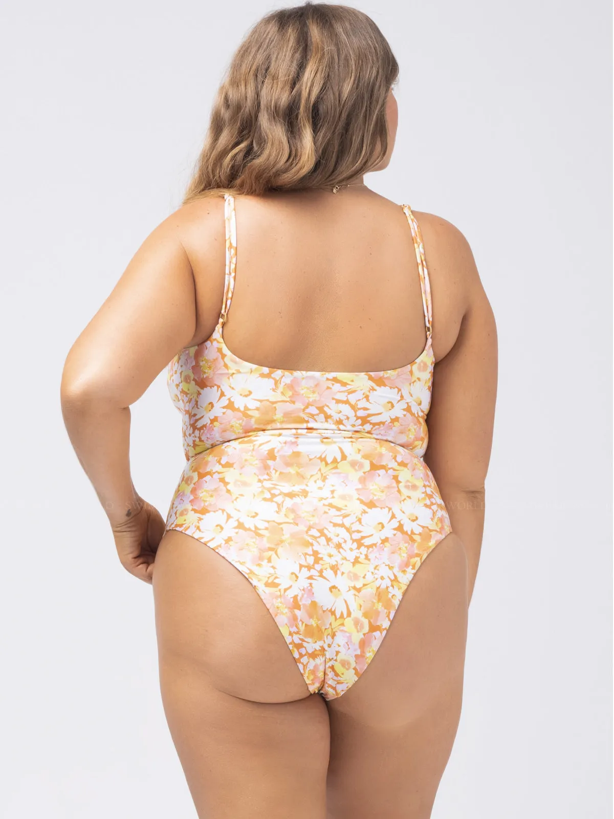 Topanga One Piece ::RET