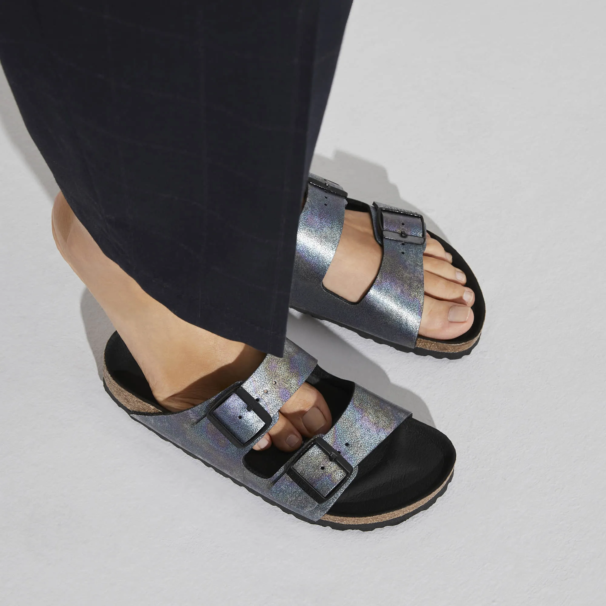 UNISEX BIRKENSTOCK ARIZONA VEGAN MICROFIBER | IRIDESCENT BLACK
