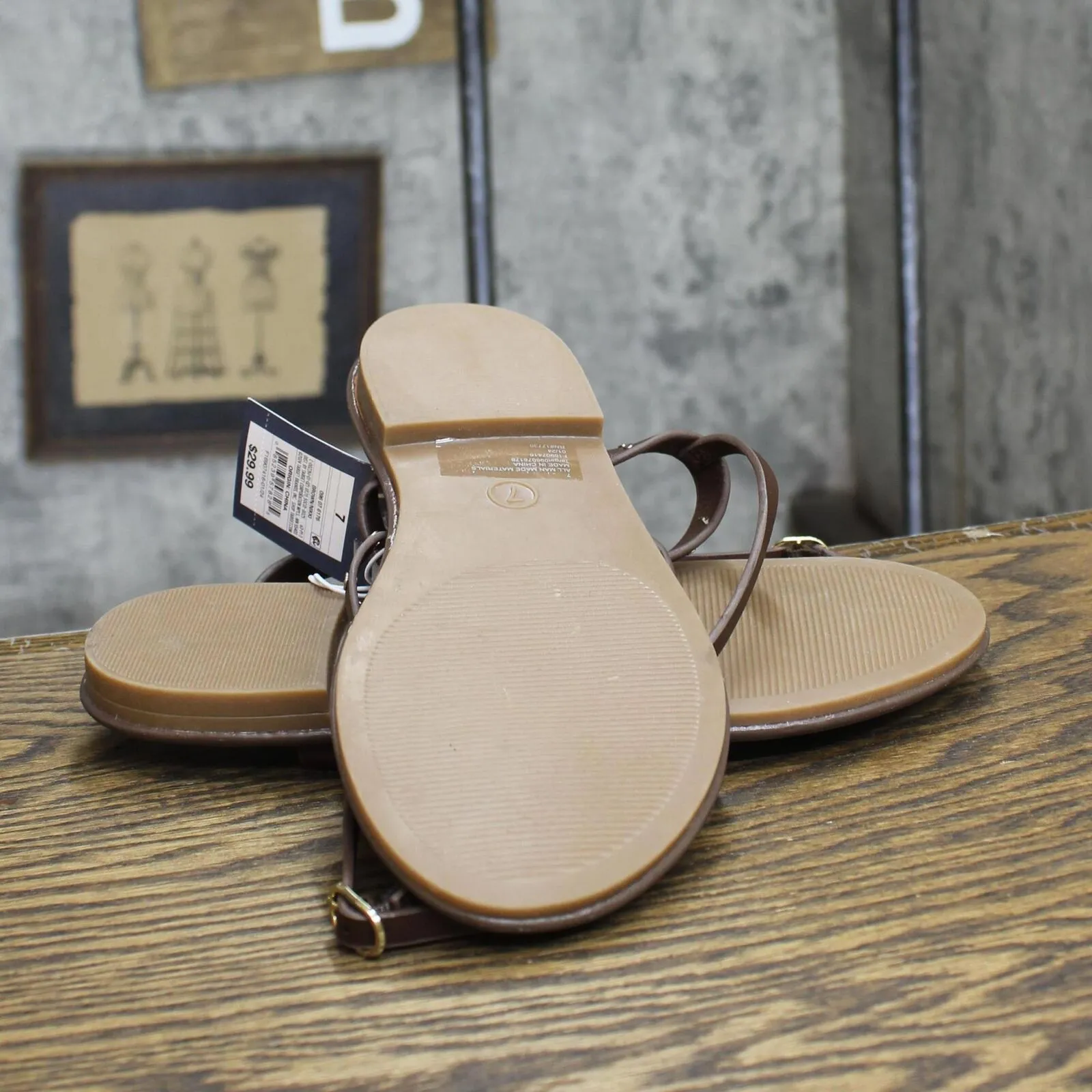 Universal Thread Womens Nikki Studded Thong Sandals 89998544 Brown 7M