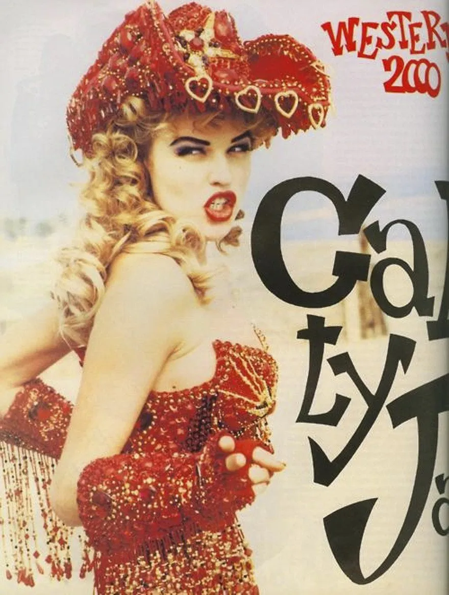VOGUE Magazine Italia April 1992 KATE MOSS Helena Christensen SHALOM HARLOW Ghauri