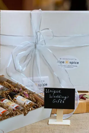 Wedding gift box