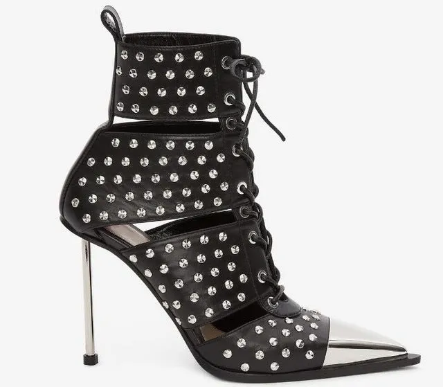 Woman punk rivet lace up boots
